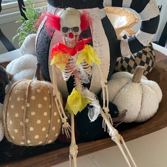 HALLOWEEN CREEPY CLOWN SKELETON - Picture 2 of 8